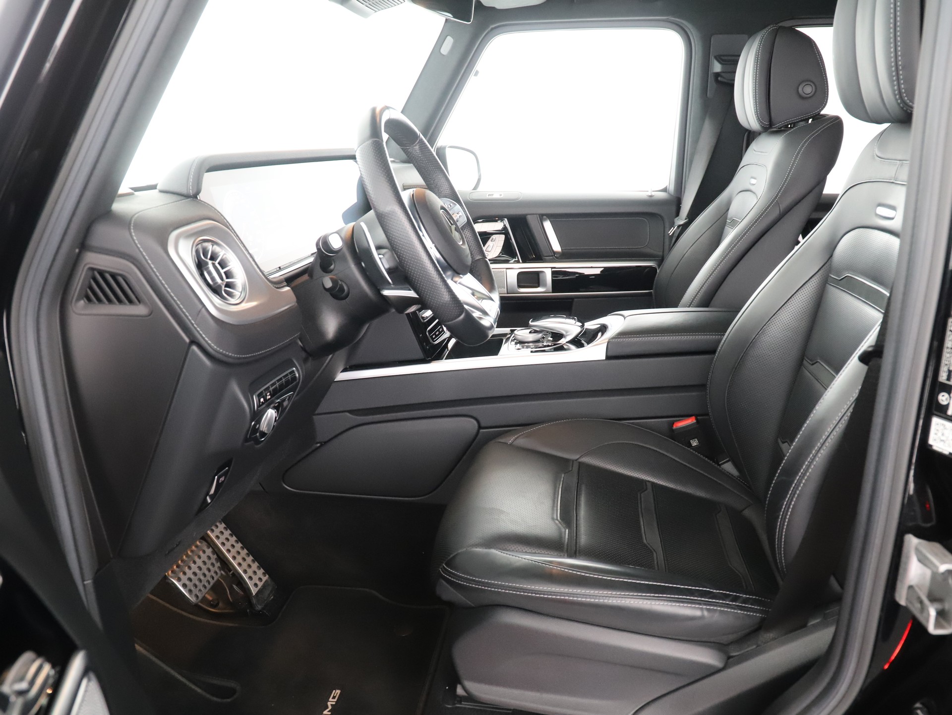 MERCEDES-BENZ G 63 AMG - 12