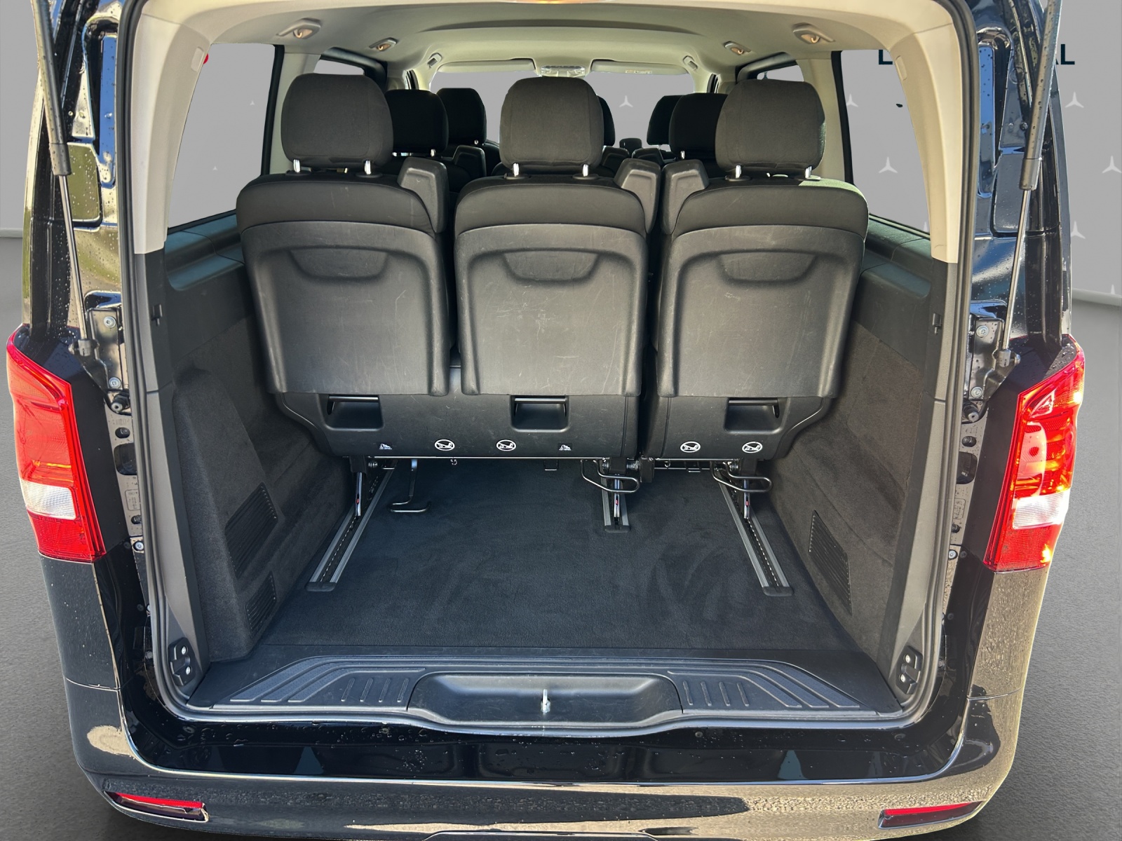 MERCEDES-BENZ Vito 116 CDI Lang Select Tourer 4Matic 9G-Tronic - 16