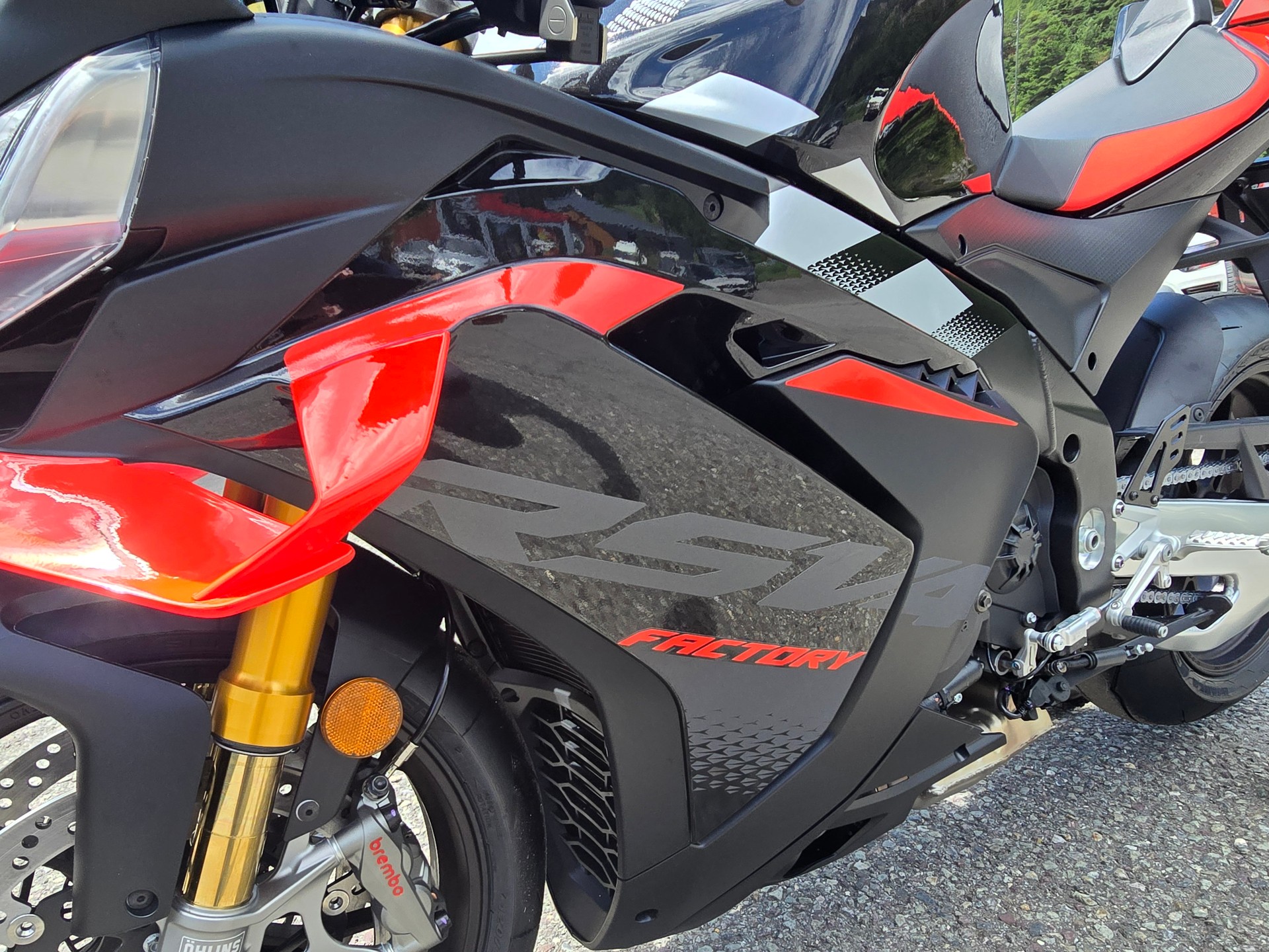 APRILIA RSV4 1100 Factory NEW 2025 - 10