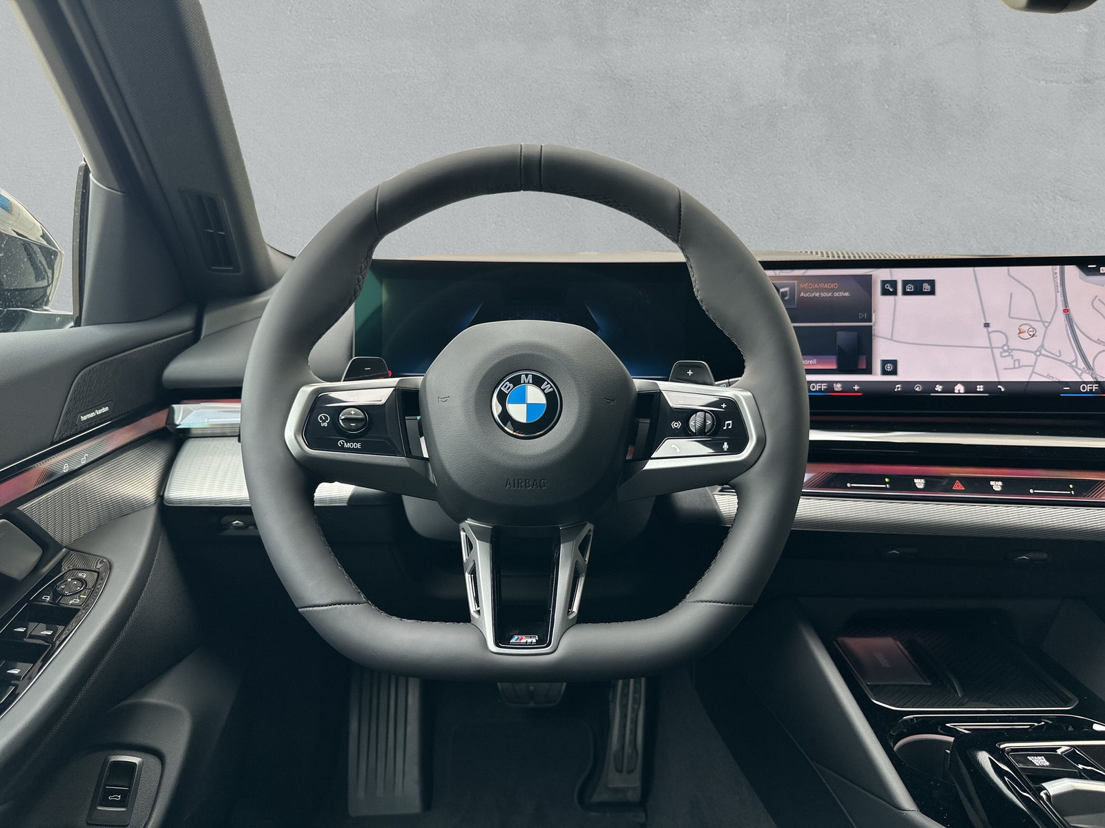 BMW 540d xDrive 48V Touring M Sport Steptronic - 16