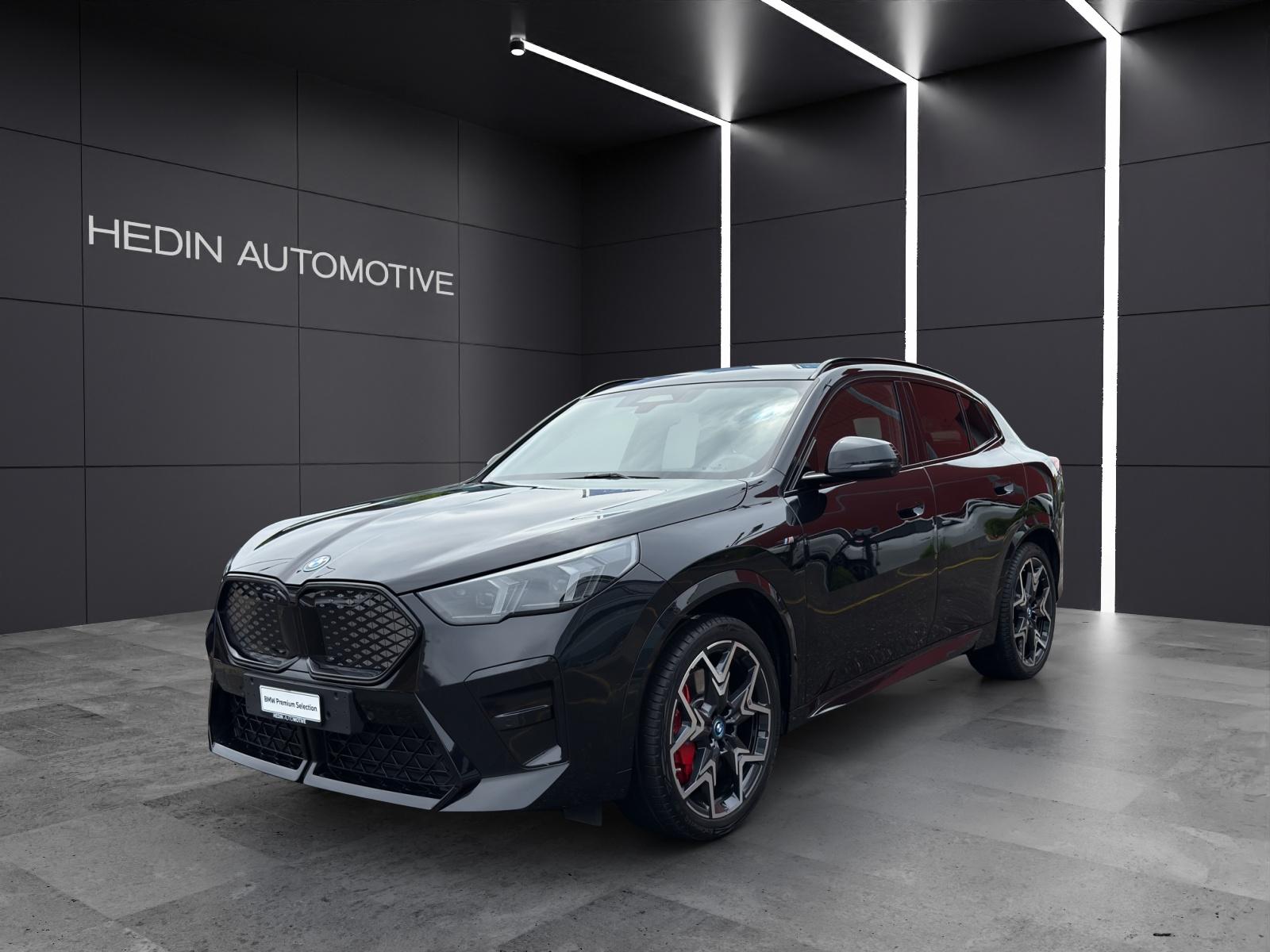 BMW iX2 30 xDrive SUV / Geländewagen