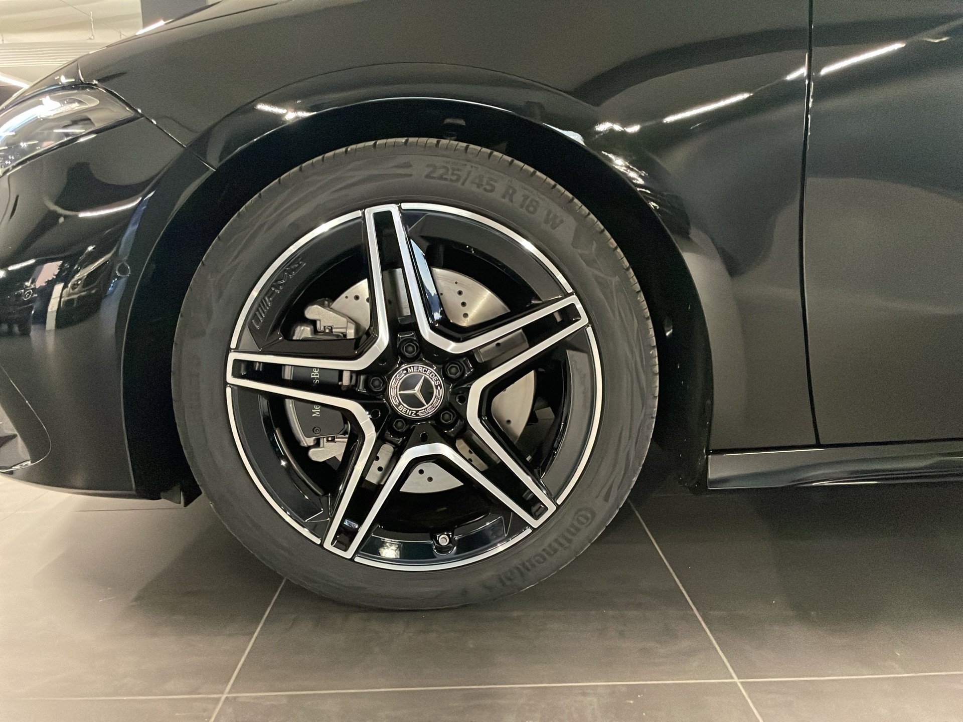 MERCEDES-BENZ A 220 4Matic 8G-DCT - 7