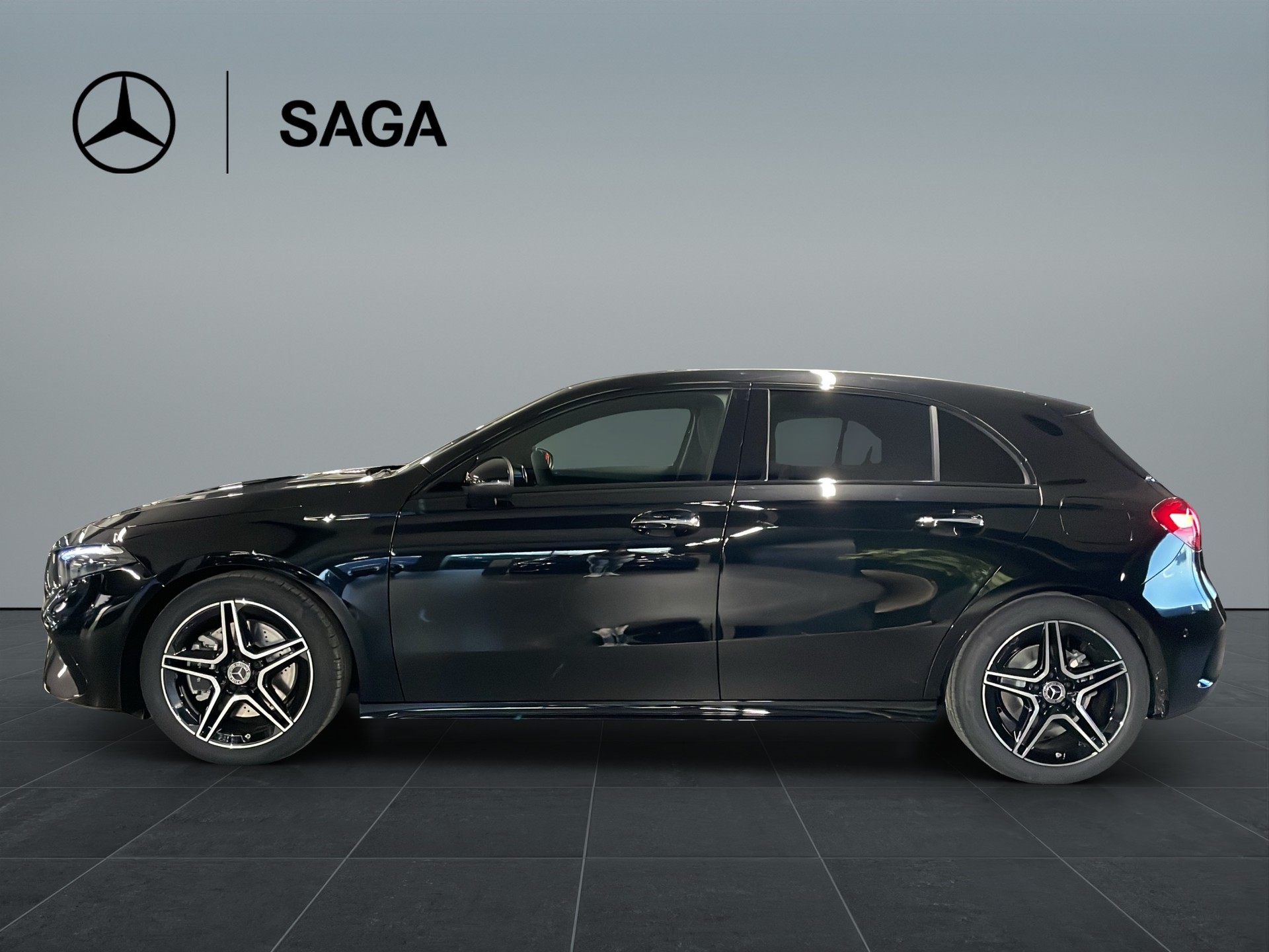 MERCEDES-BENZ A 220 4Matic 8G-DCT - 3