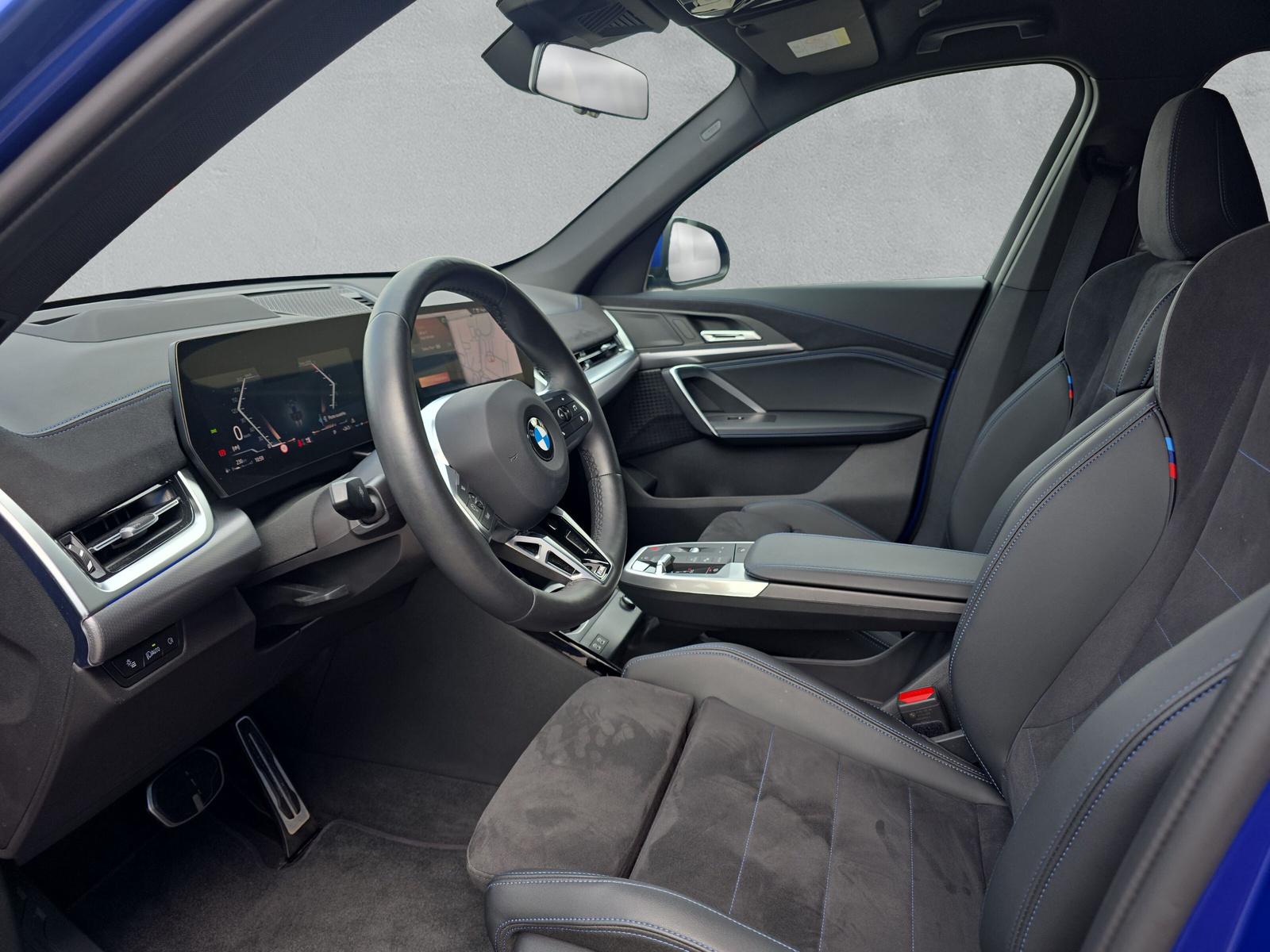 BMW X1 23i M Sport xDrive U11 (CH) AHK - 12