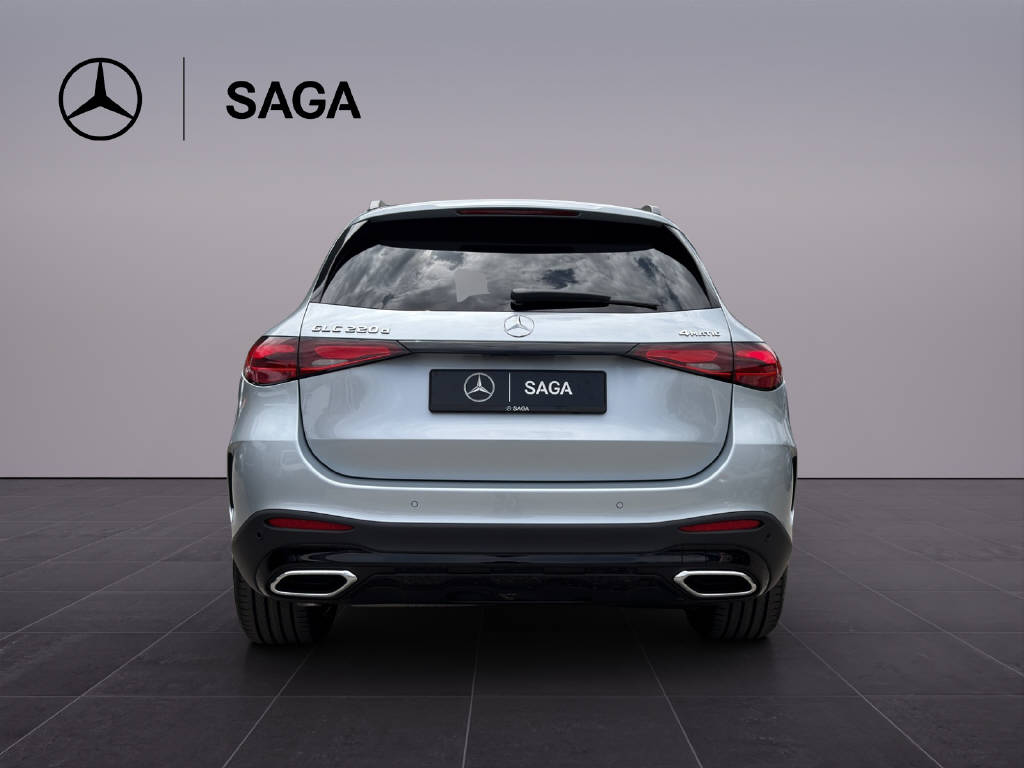 MERCEDES-BENZ GLC 220 d AMG Line 4matic - 5