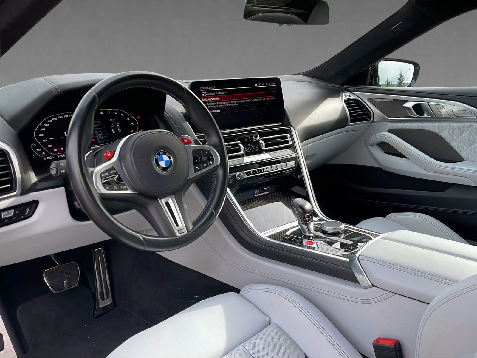 BMW M8 xDrive M Competition Steptronic - 9