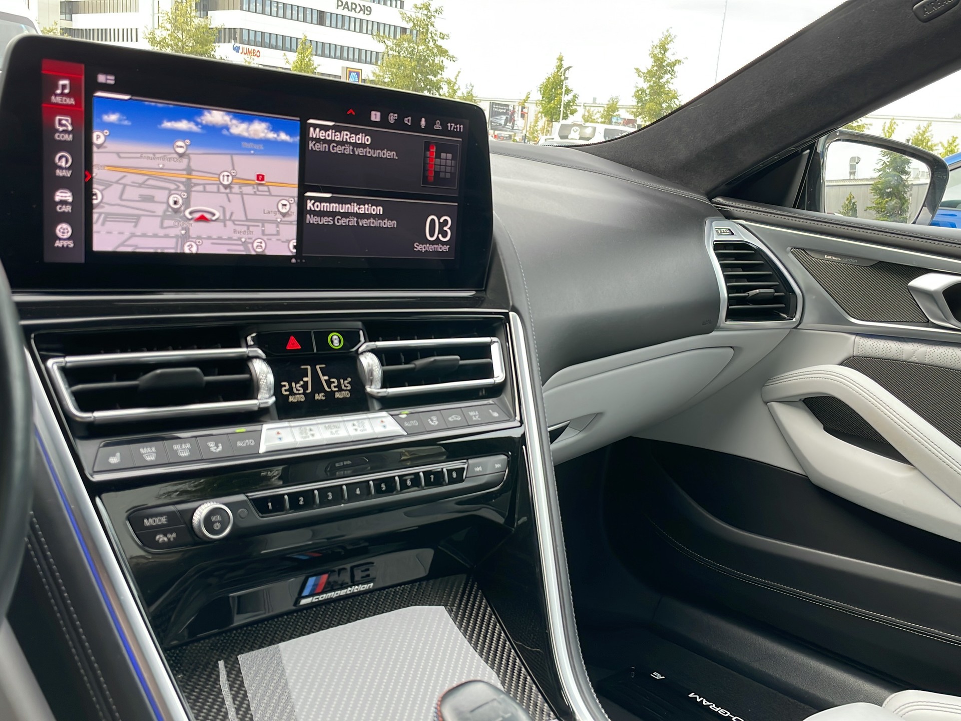 BMW M8 xDrive M Competition Steptronic - 11