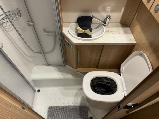 LMC CRUISER T662G - 10