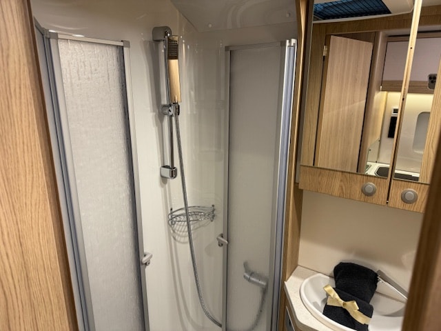 LMC CRUISER T662G - 11