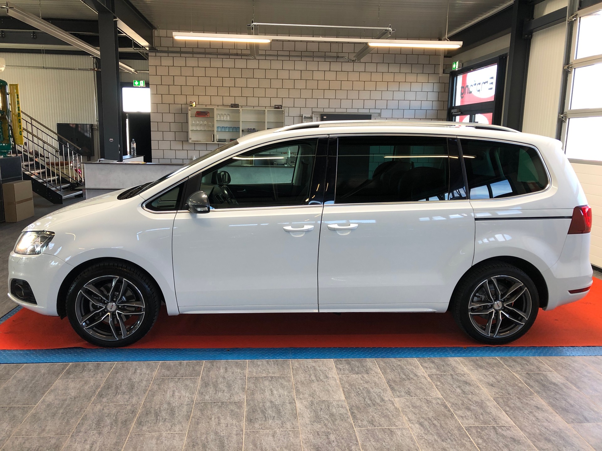SEAT Alhambra 2.0 TDI FR Line 4Drive - 6
