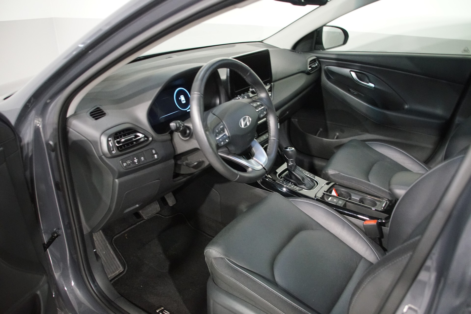 HYUNDAI i30 1.5 T-GDi Vertex *swiss* 48V MH DCT - 12