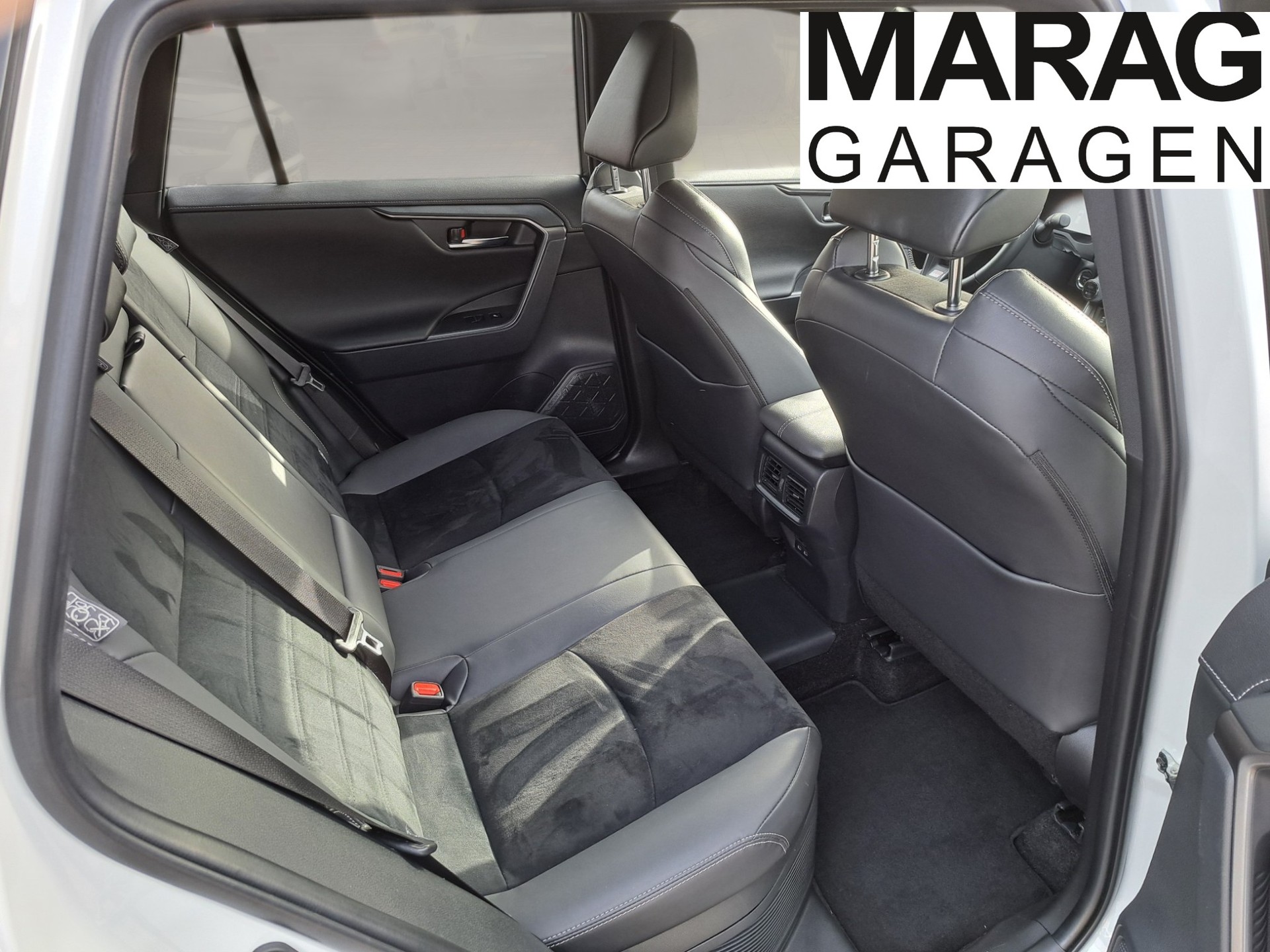 TOYOTA RAV-4 2.5 PHEV GR Sport e-CVT 4WD - 7