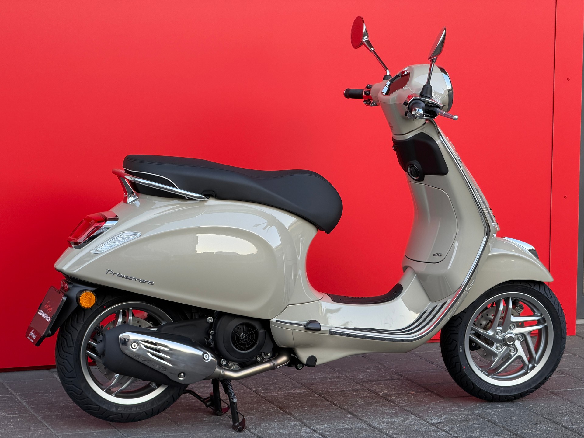PIAGGIO Vespa 125 Primavera MY26 - 6