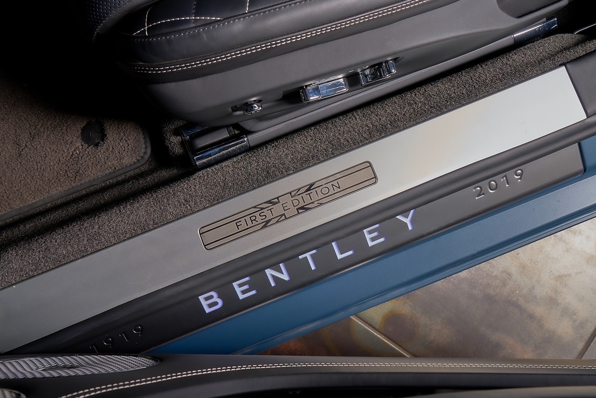 BENTLEY GTC W12 1st Edition - 18