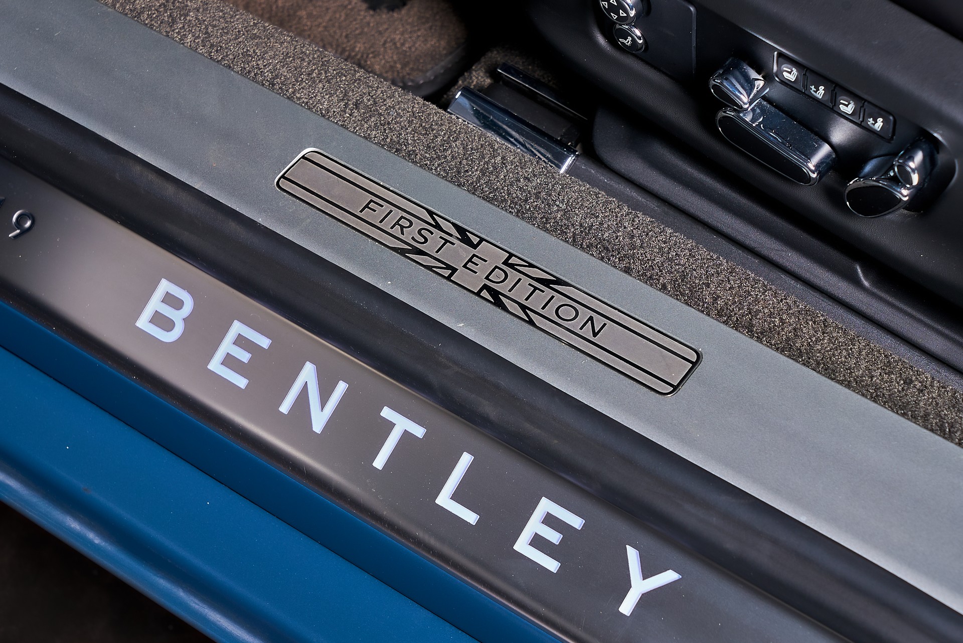 BENTLEY GTC W12 1st Edition - 19