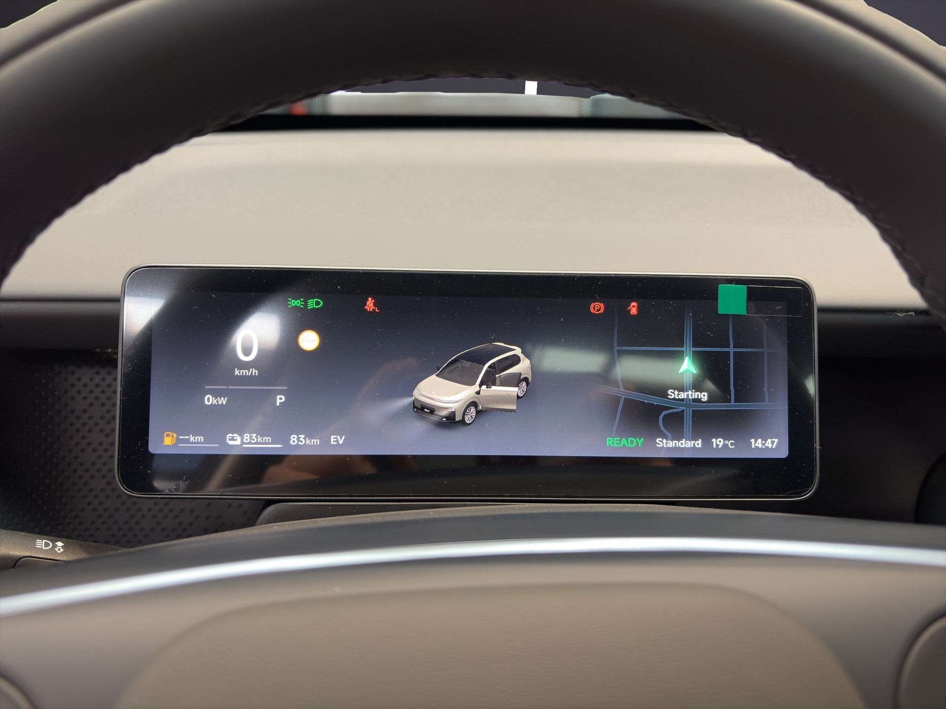 LEAPMOTOR B10 1.5 Hybrid EV - 8