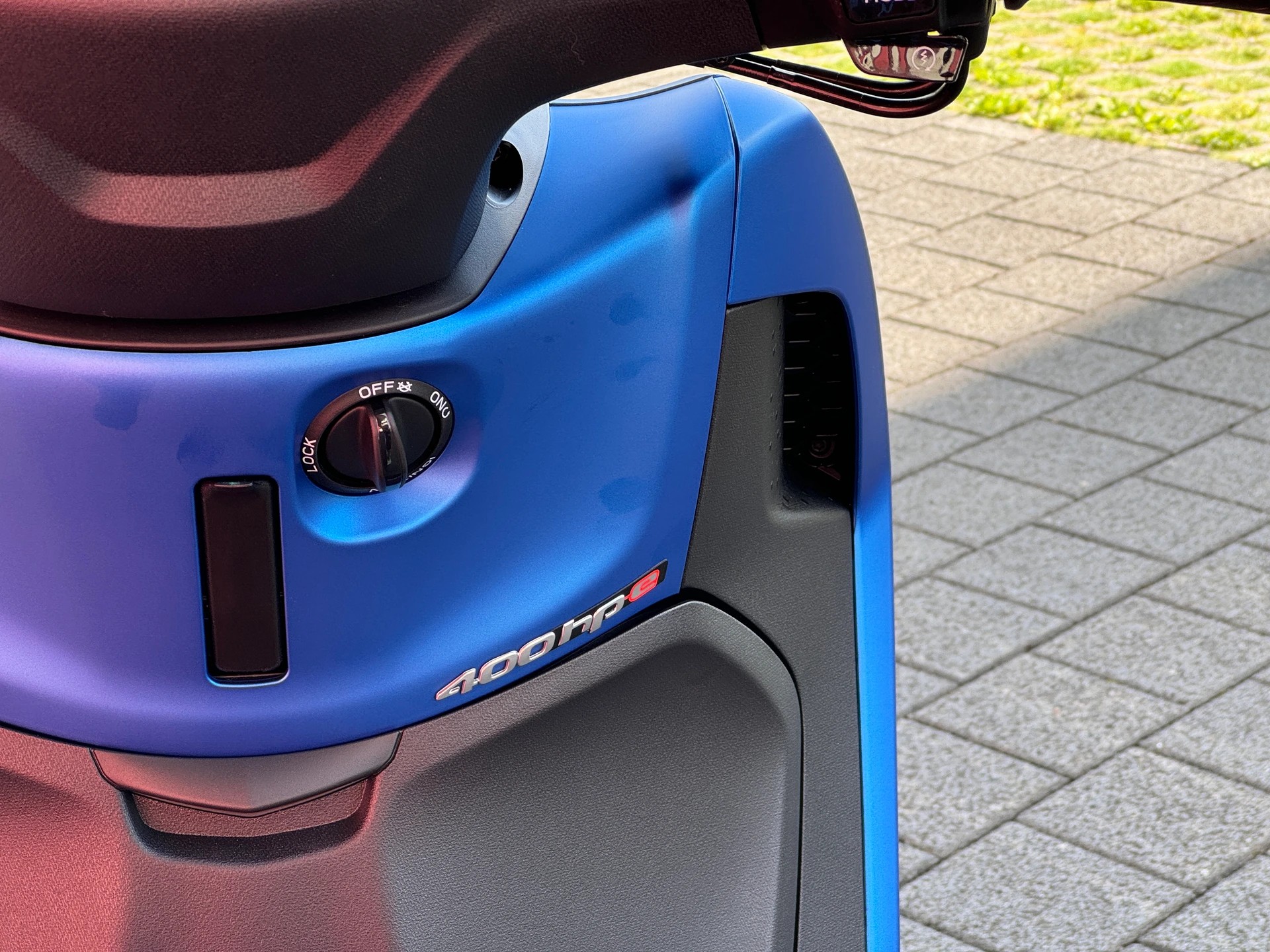 PIAGGIO Beverly 400 Sport - 11