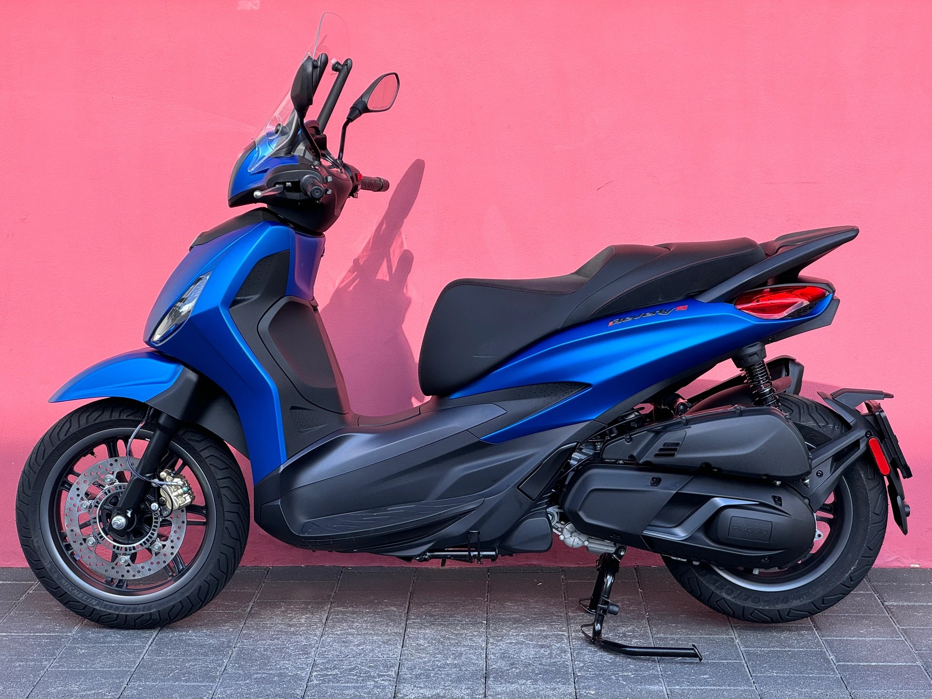PIAGGIO Beverly 400 Sport - 2