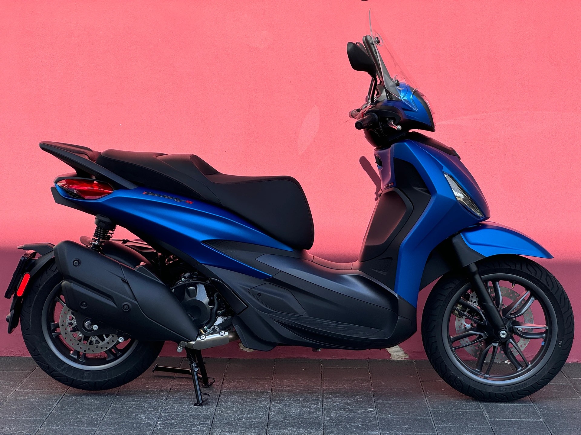 PIAGGIO Beverly 400 Sport - 10