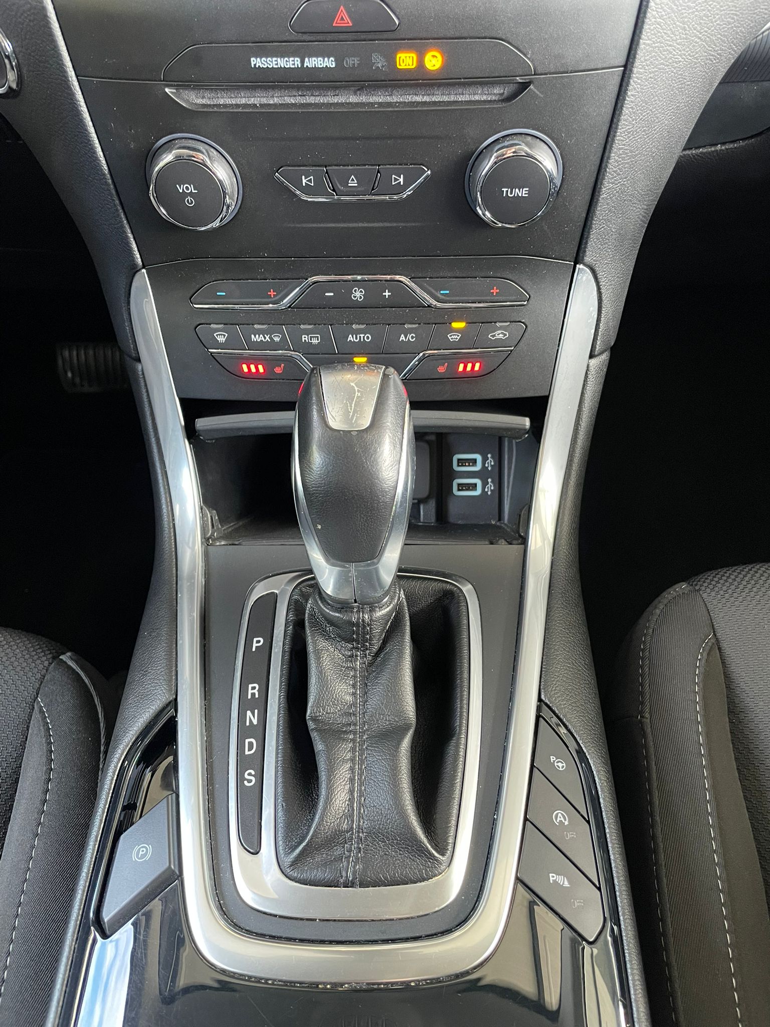 FORD S-Max 2.0 TDCi 180 Titanium FPS-15