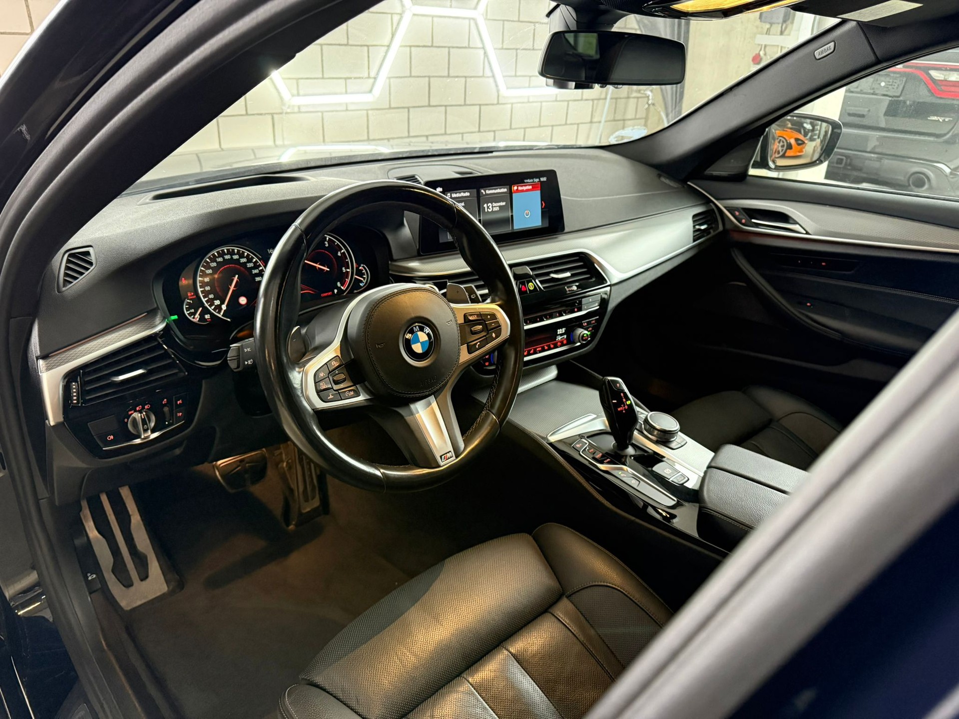 BMW M550d xDrive Touring Steptronic - 7