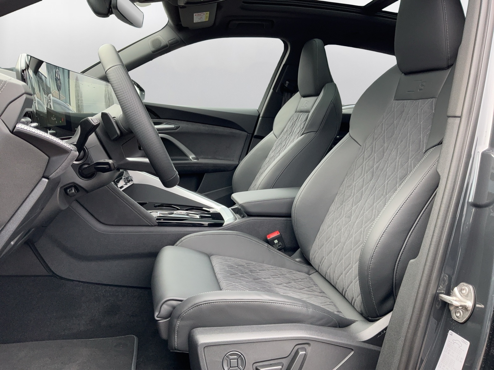 AUDI Q5 TFSI quatto 150 kW S-tronic - 10