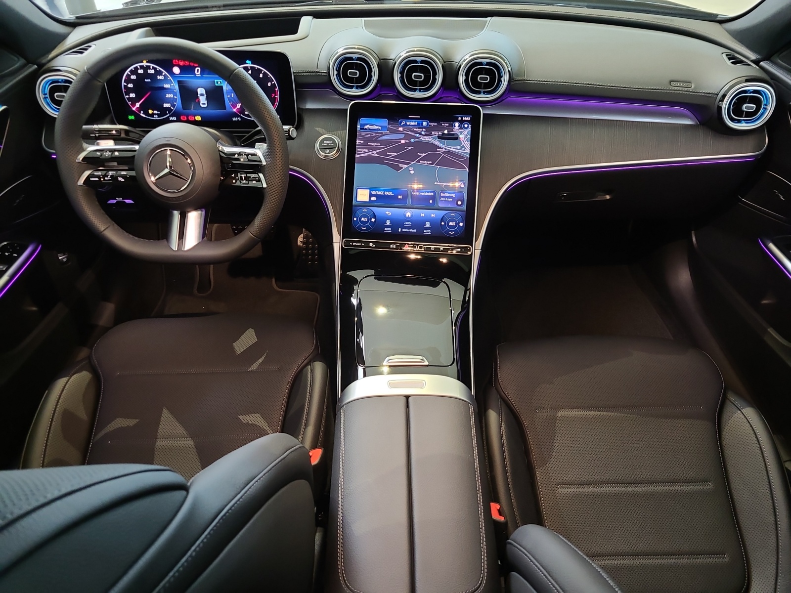 MERCEDES-BENZ C 300 4Matic AMG Line - 12