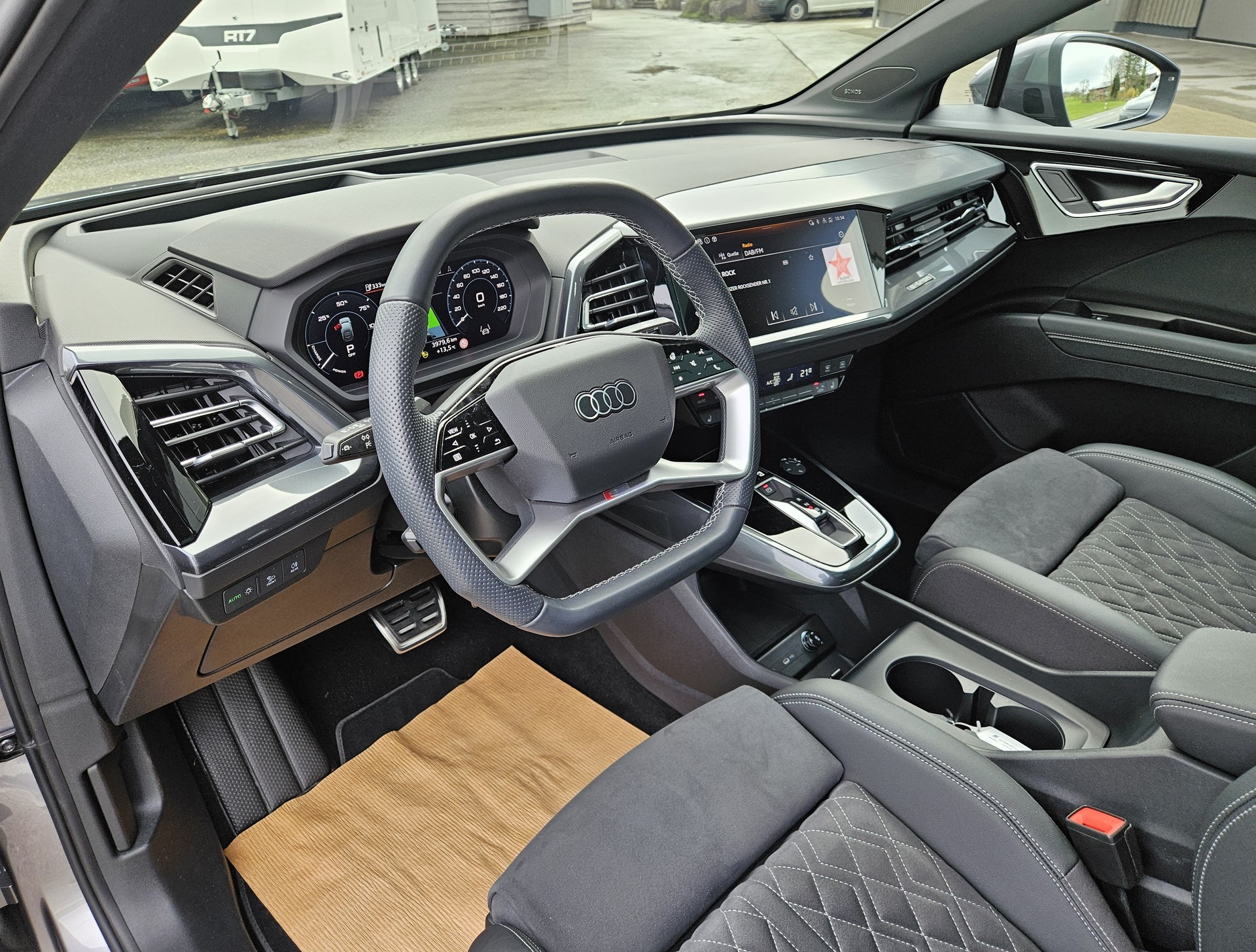 AUDI Q4 Sportback e-tron 45 Attraction quattro S-Line - 13