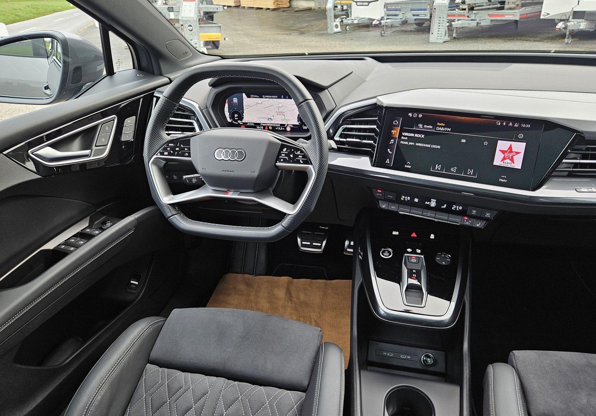 AUDI Q4 Sportback e-tron 45 Attraction quattro S-Line - 16