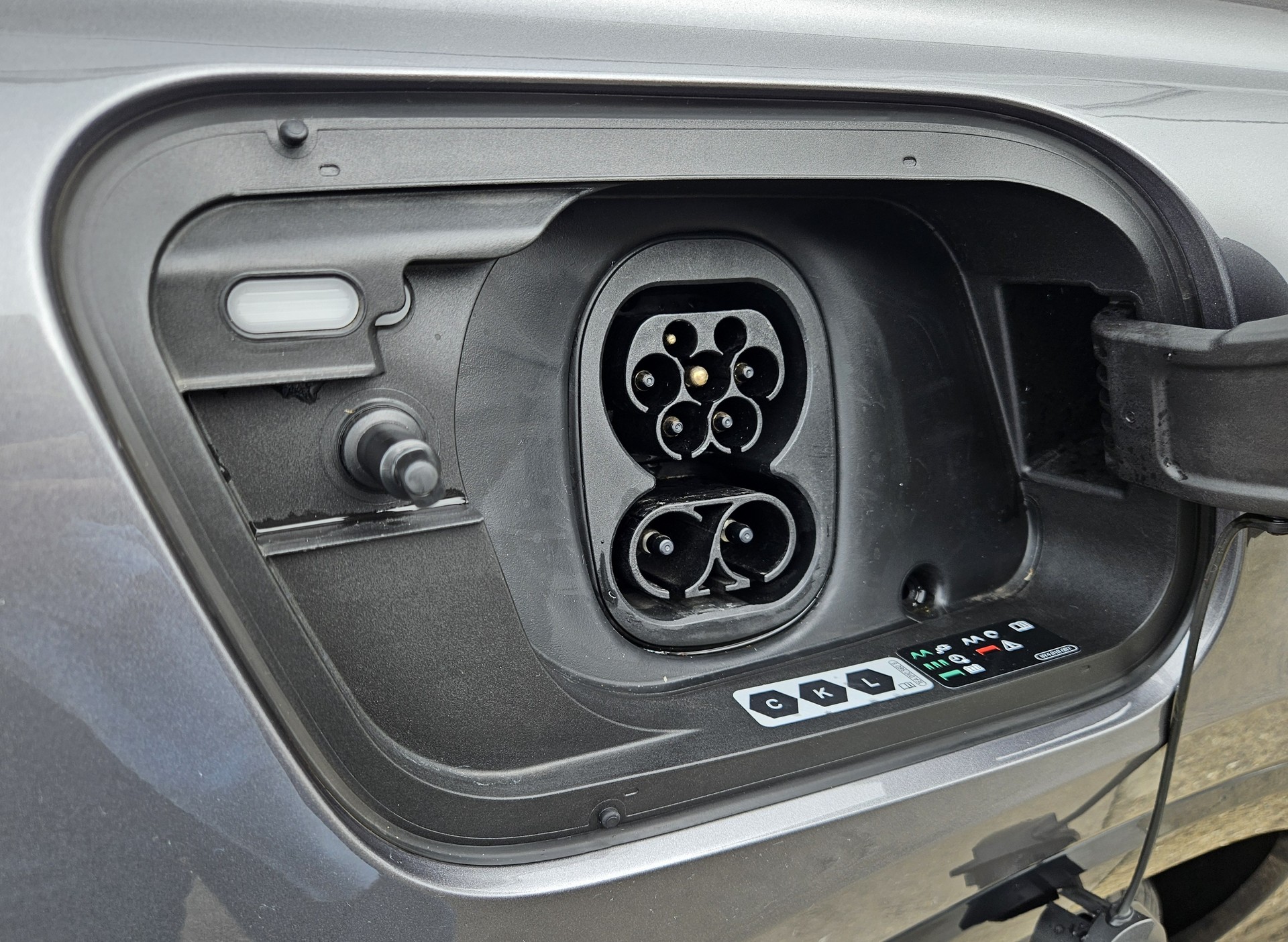 AUDI Q4 Sportback e-tron 45 Attraction quattro S-Line - 10