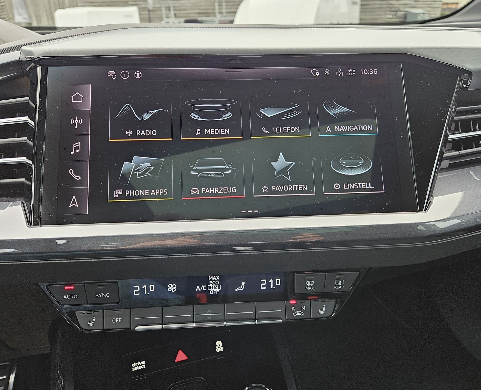 AUDI Q4 Sportback e-tron 45 Attraction quattro S-Line - 19