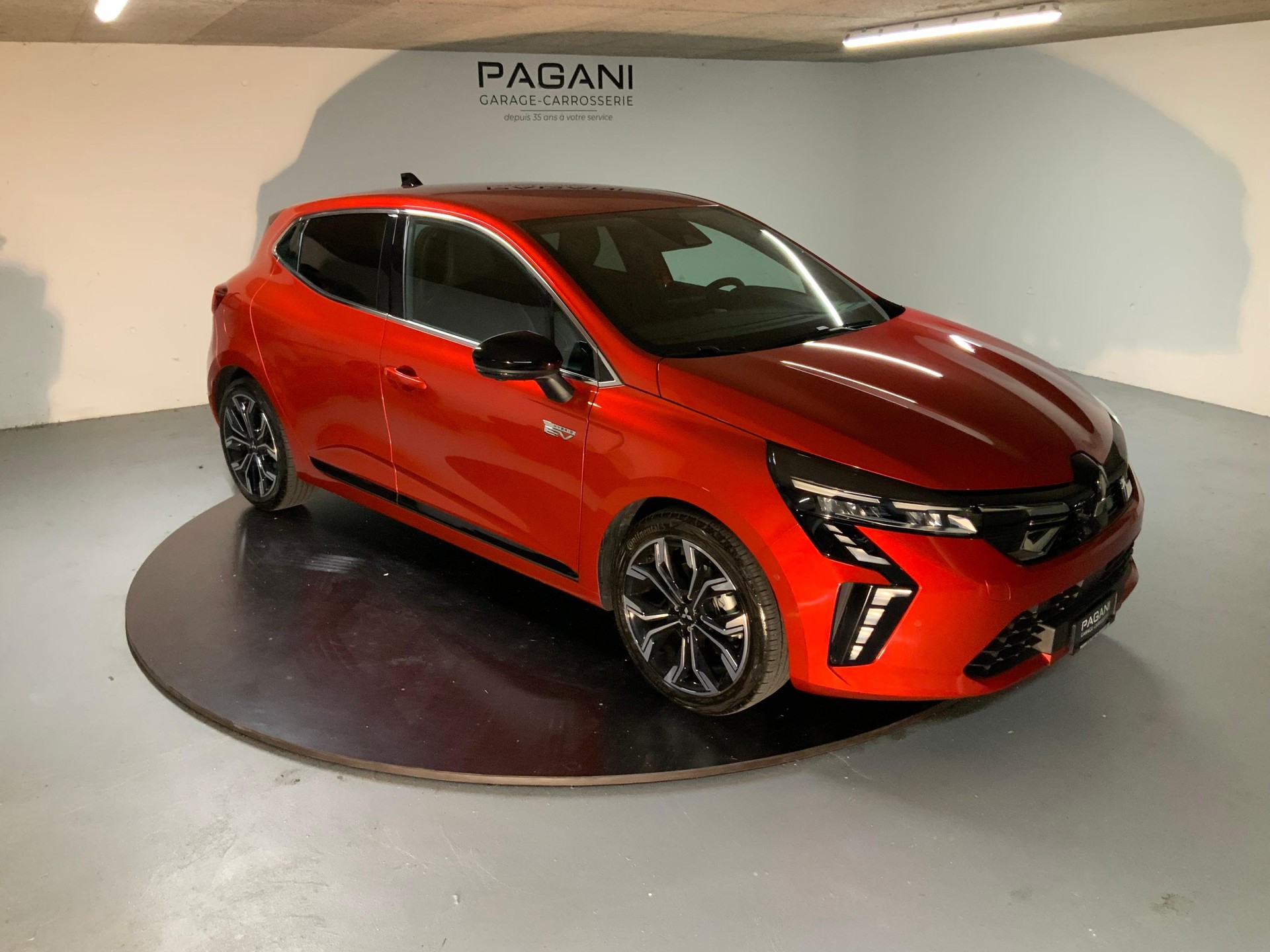 MITSUBISHI Colt 1.6 HEV Instyle - 3