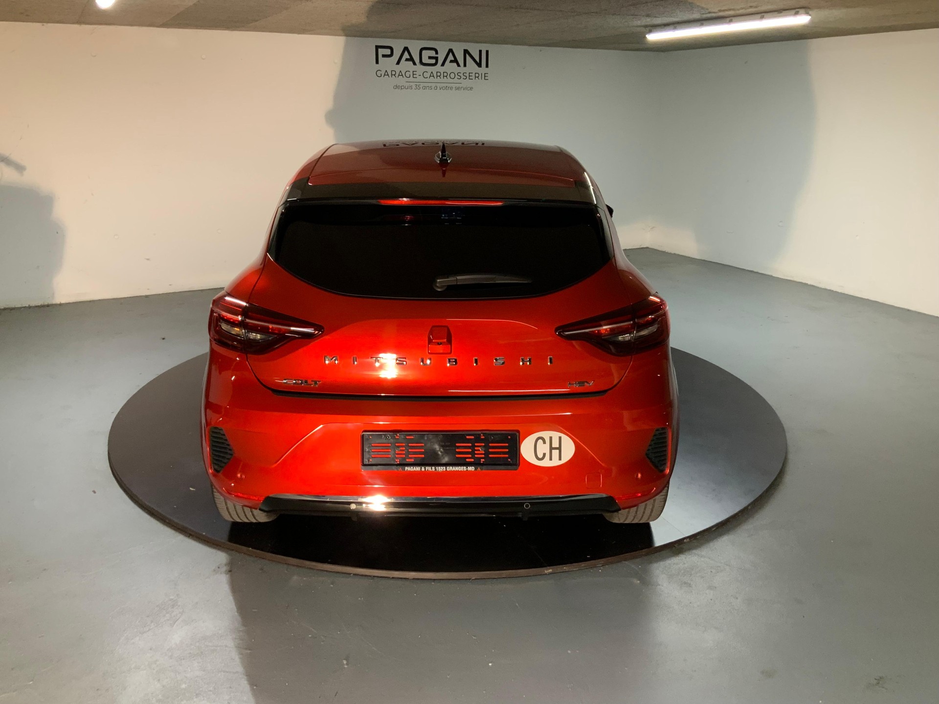 MITSUBISHI Colt 1.6 HEV Instyle - 10