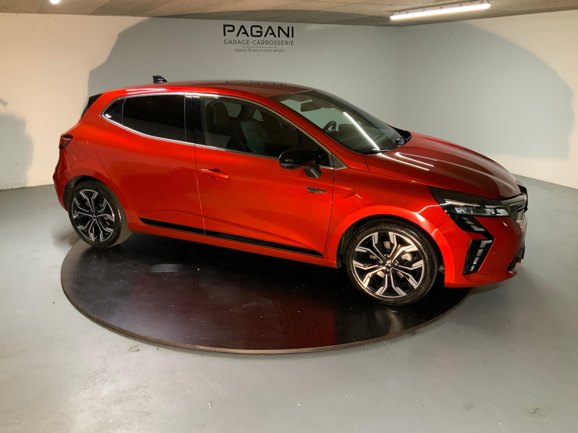 MITSUBISHI Colt 1.6 HEV Instyle - 4