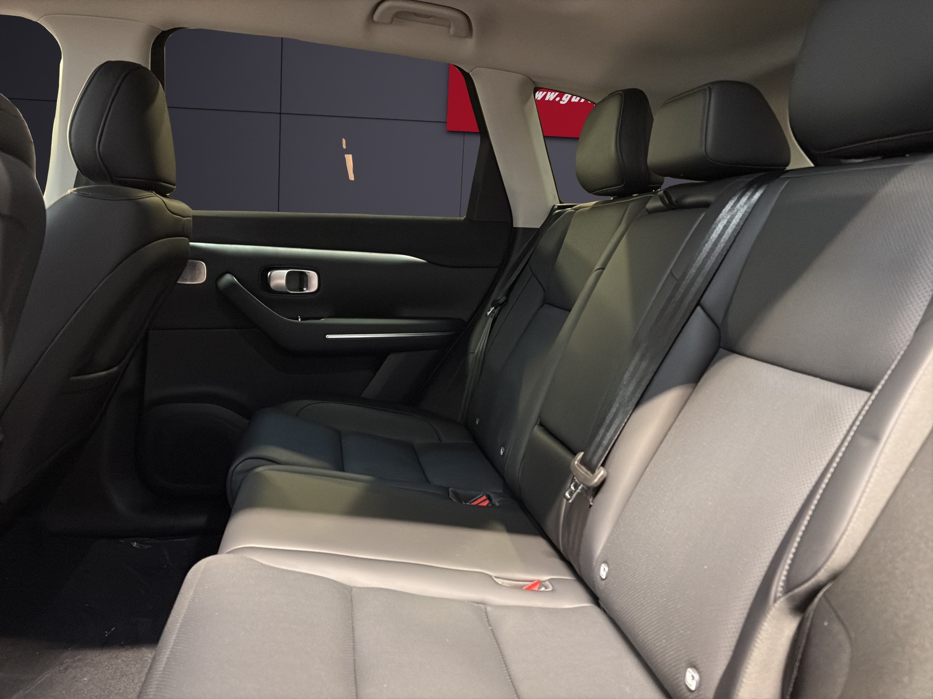 LEAPMOTOR C10 82kWh AWD Design - 6