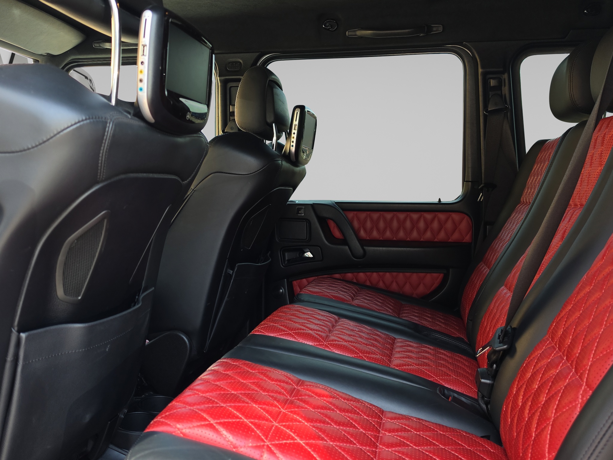 MERCEDES-BENZ G 63 AMG 11