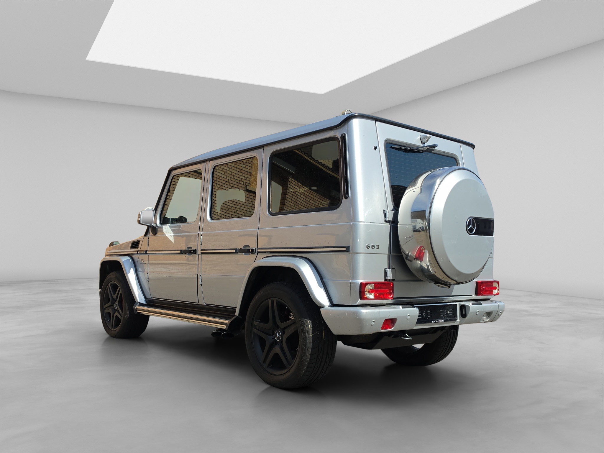 MERCEDES-BENZ G 63 AMG 4