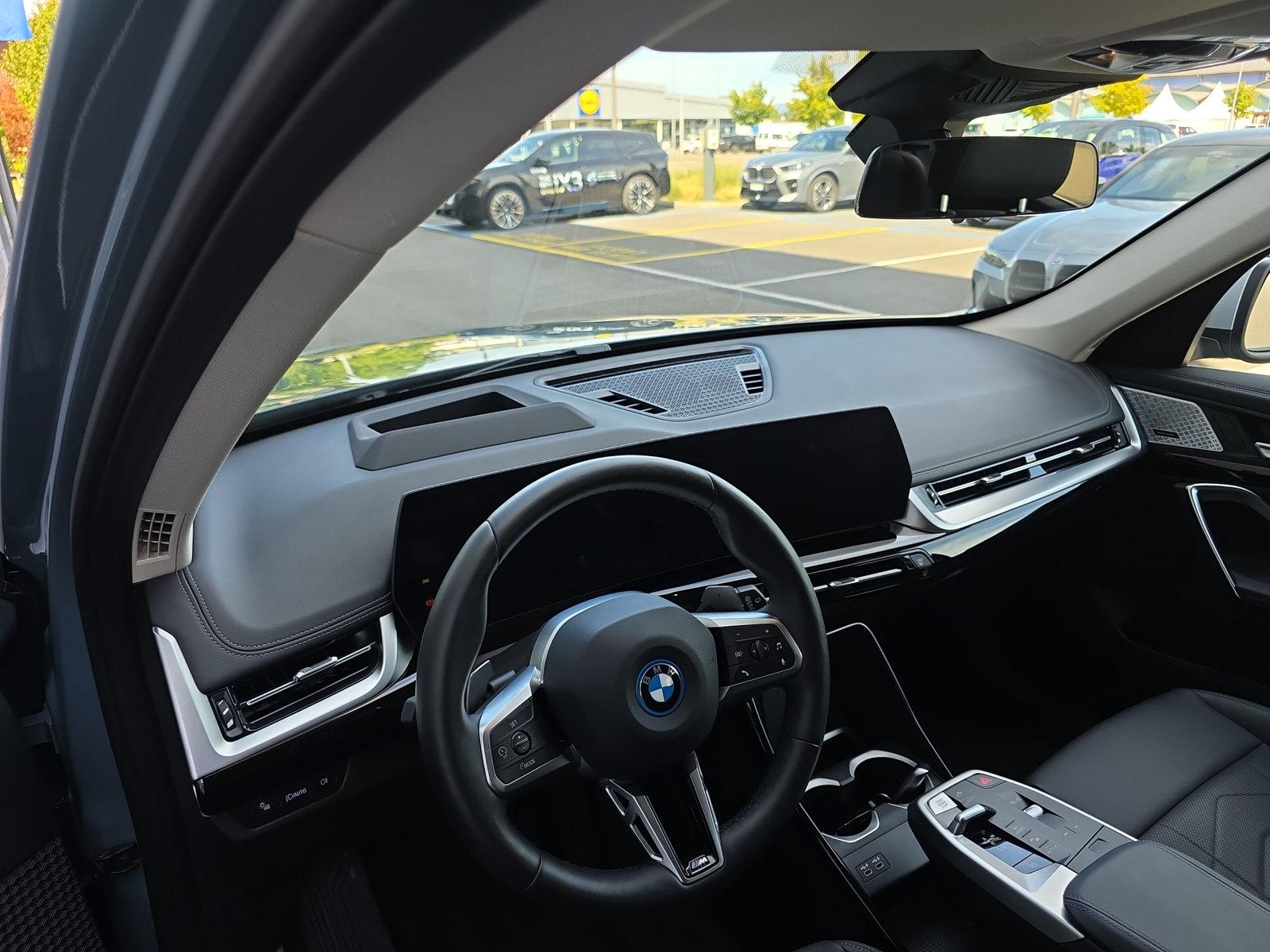 BMW X1 30e xLine xDrive U11 (CH) AHK - 28
