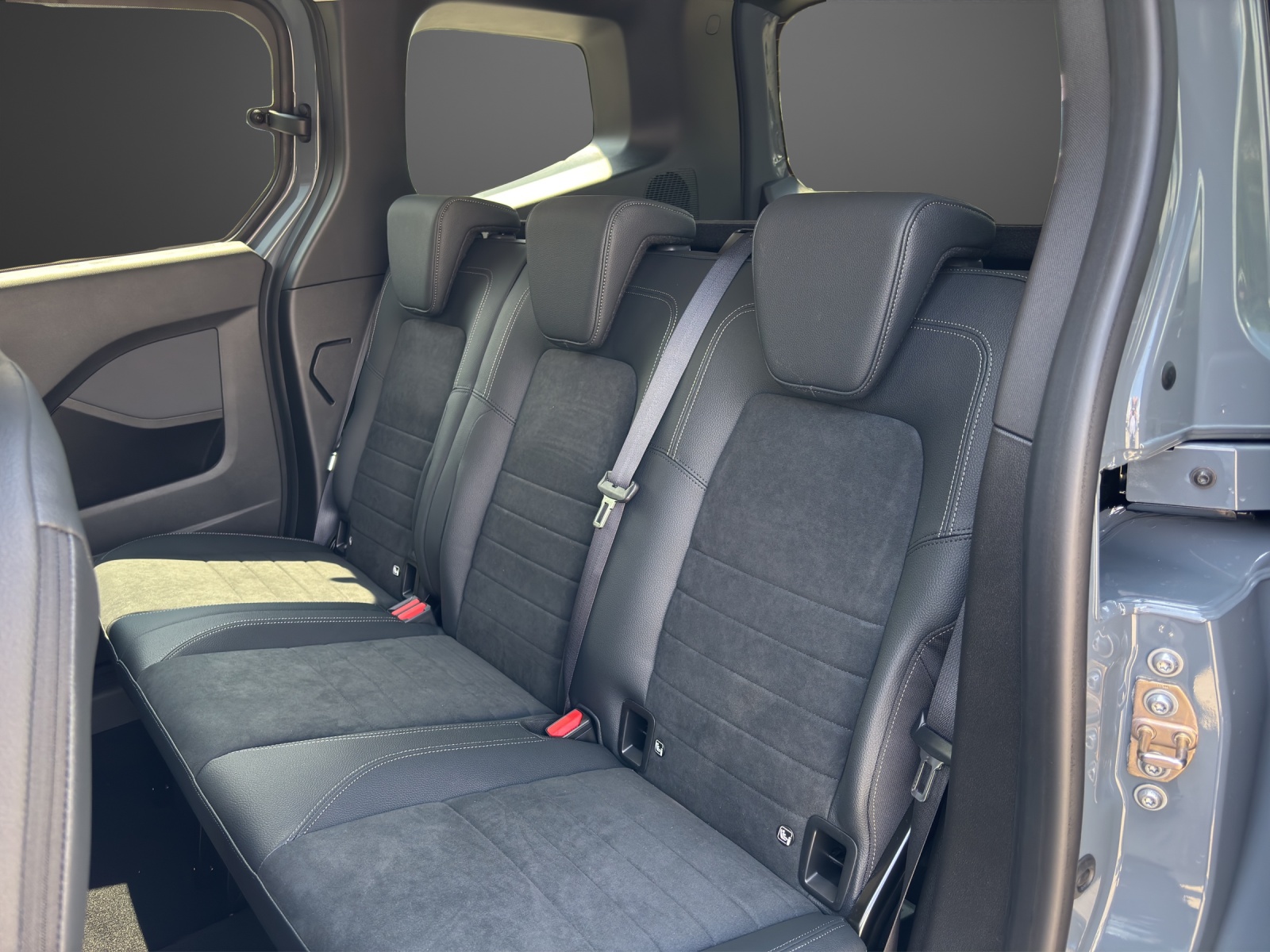 MERCEDES-BENZ T-Klasse 180 Style Automat - 8