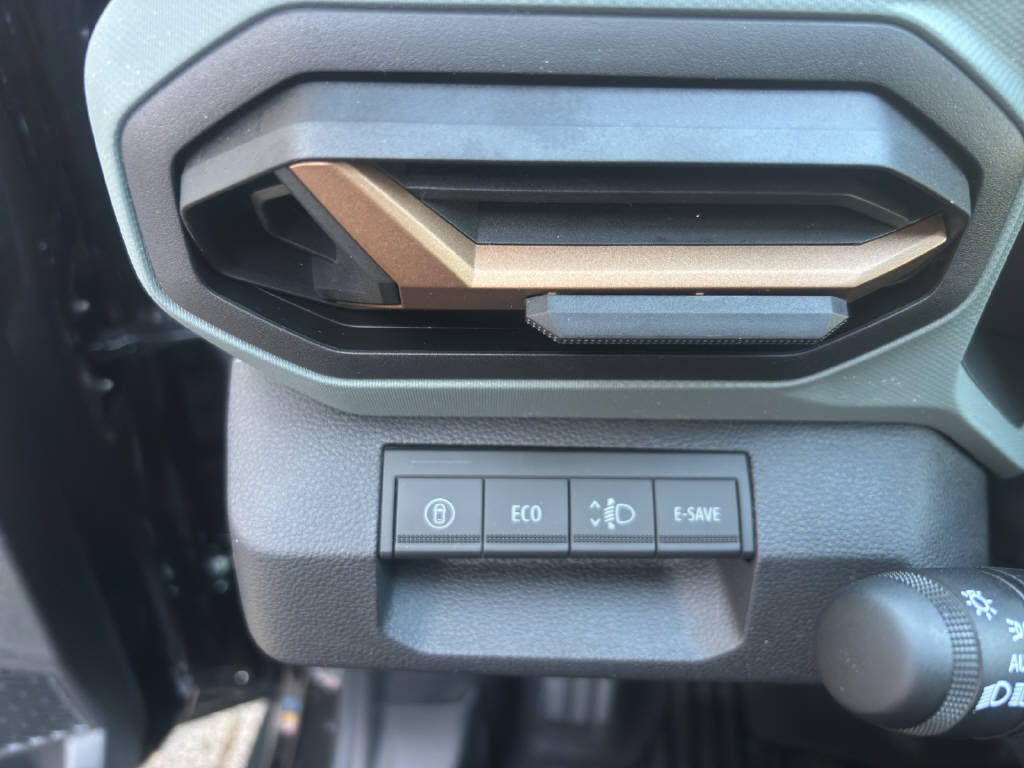 DACIA Duster 1.8 Hybrid Extreme - 12
