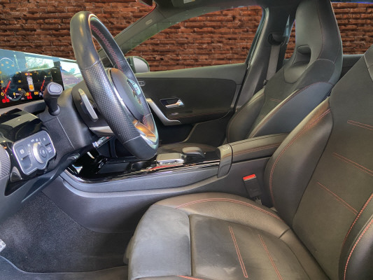 MERCEDES-BENZ A 180 Night Star AMG Line - 11