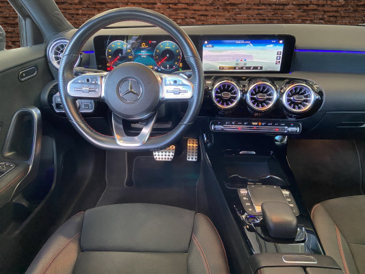 MERCEDES-BENZ A 180 Night Star AMG Line - 10