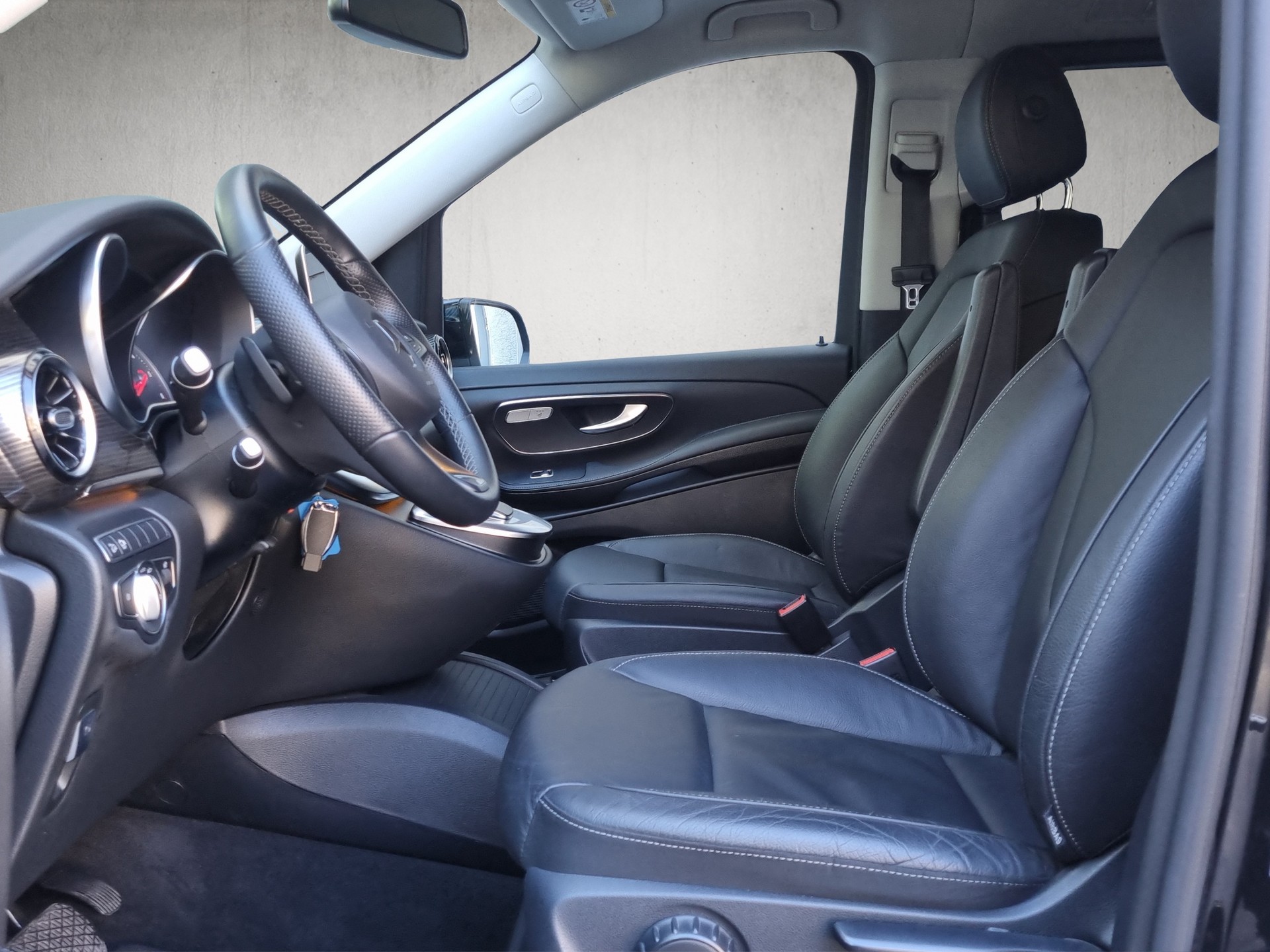 MERCEDES-BENZ V 250 d Avantgarde lang 4matic Van - 9