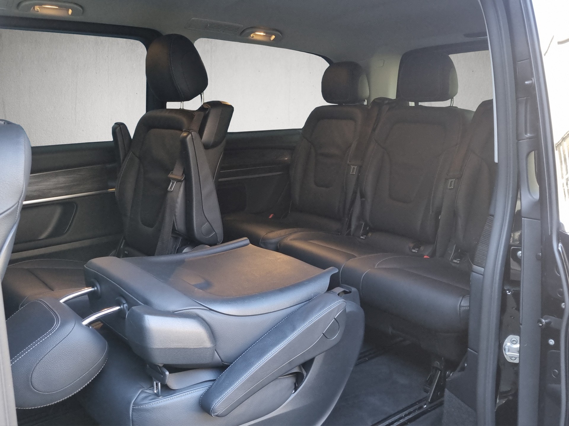 MERCEDES-BENZ V 250 d Avantgarde lang 4matic Van - 11