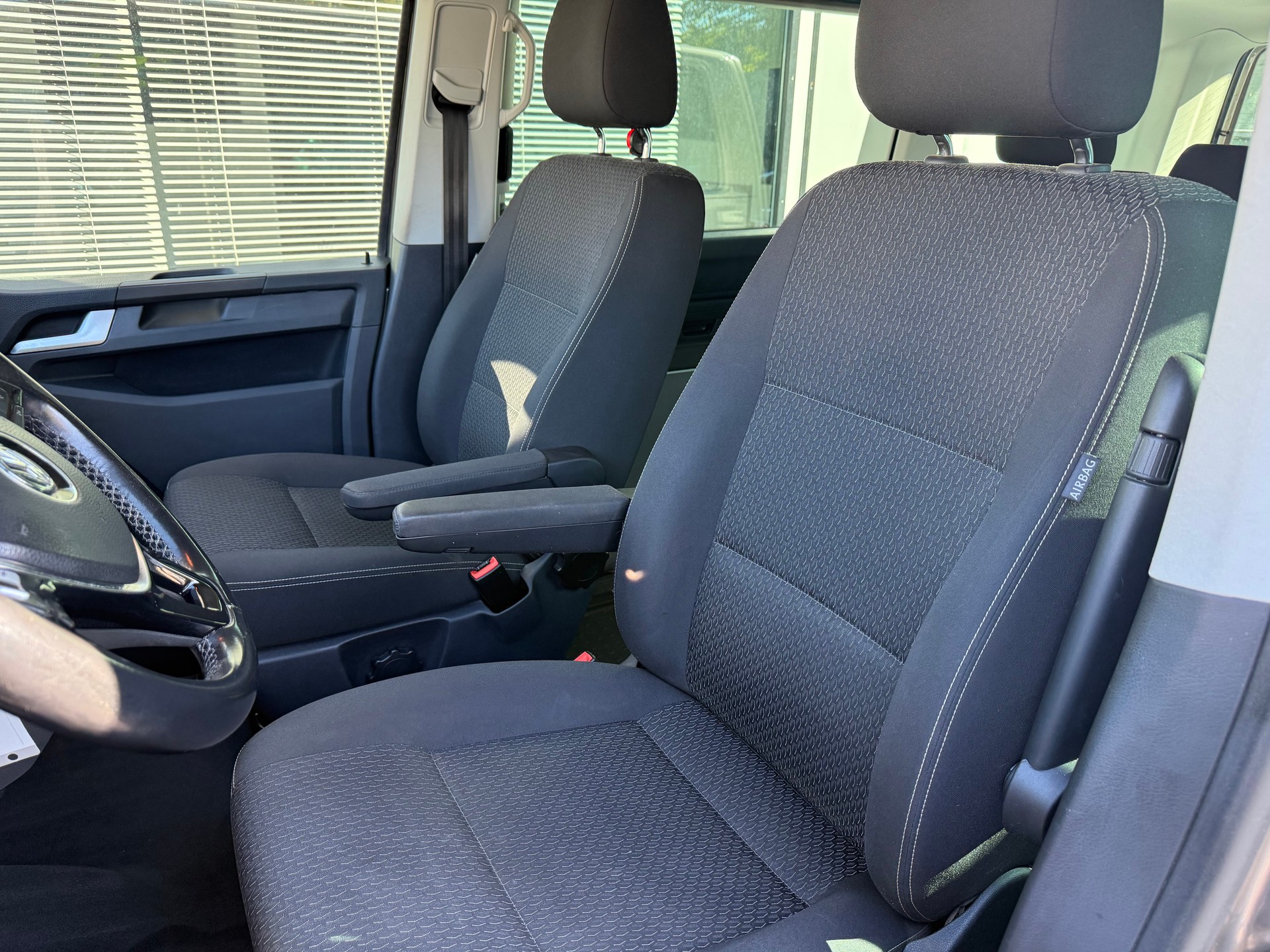 VW T6 Multivan 2.0 TDI Trendline 4Motion DSG Bulli - 9