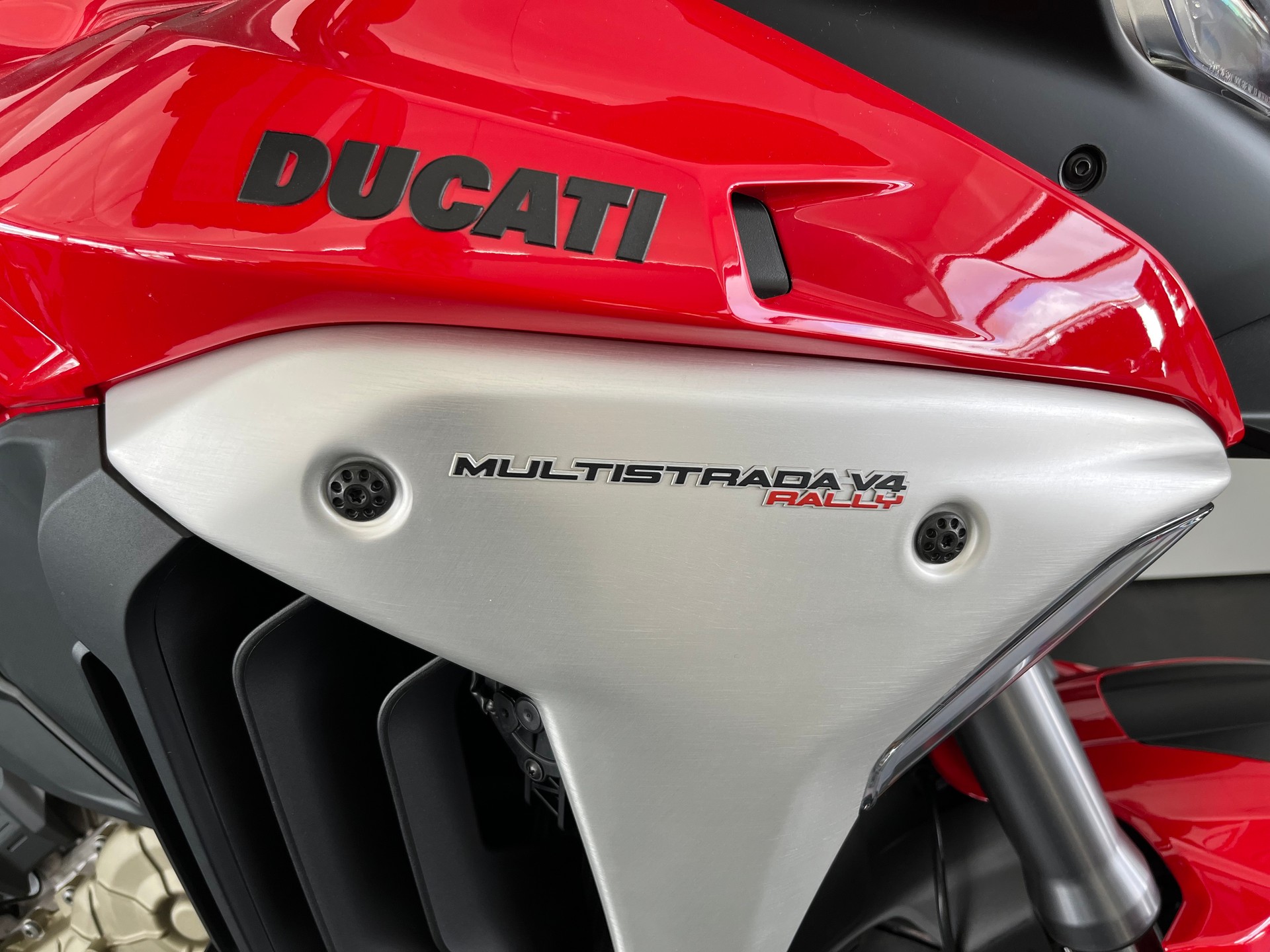 DUCATI Multistrada V4 Rally Radar - 2