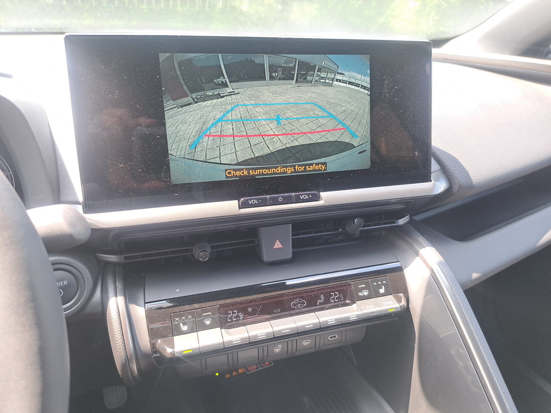 TOYOTA C-HR 2.0 PHEV CVT Swiss Edition - 11