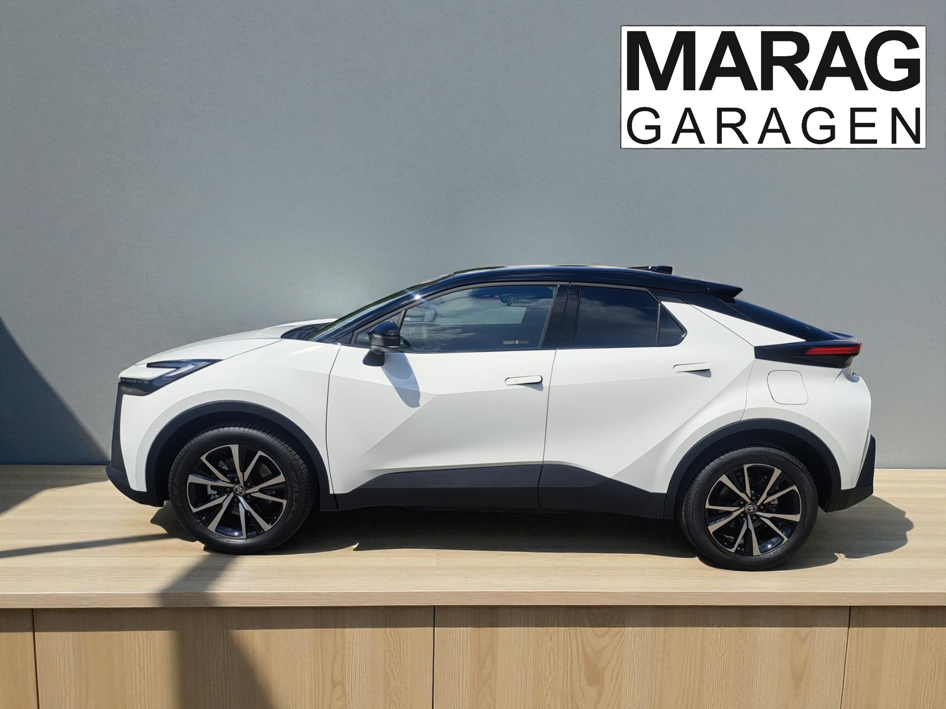 TOYOTA C-HR 2.0 PHEV CVT Swiss Edition - 7