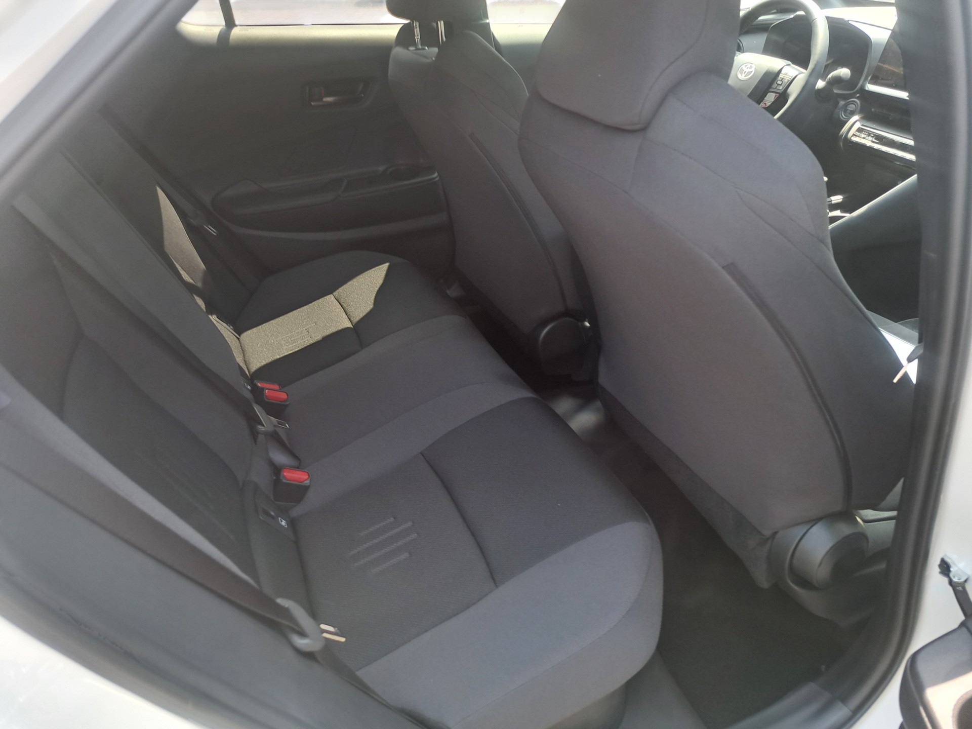 TOYOTA C-HR 2.0 PHEV CVT Swiss Edition - 15