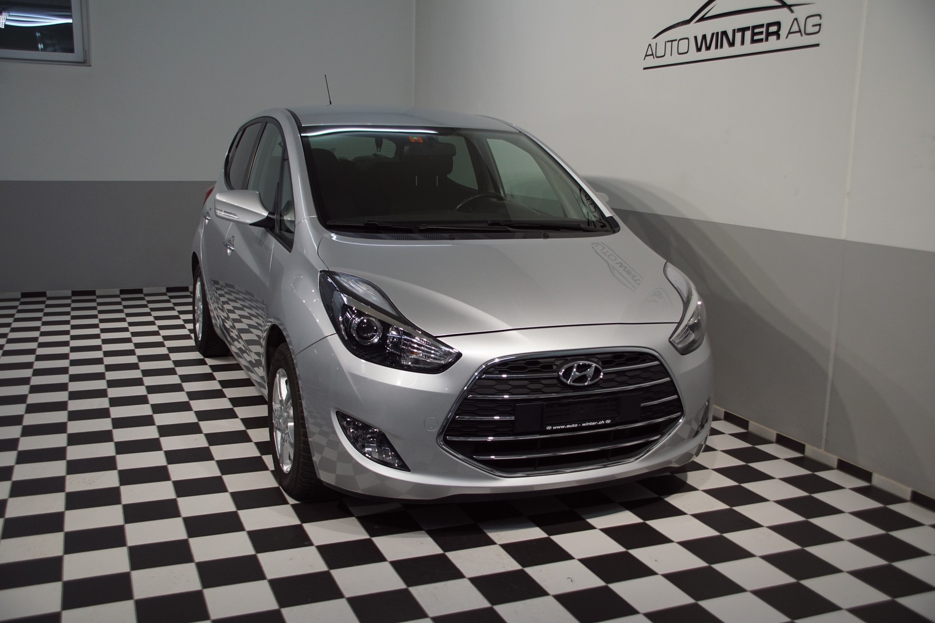HYUNDAI iX20 1.6 Amplia Automatic - 5